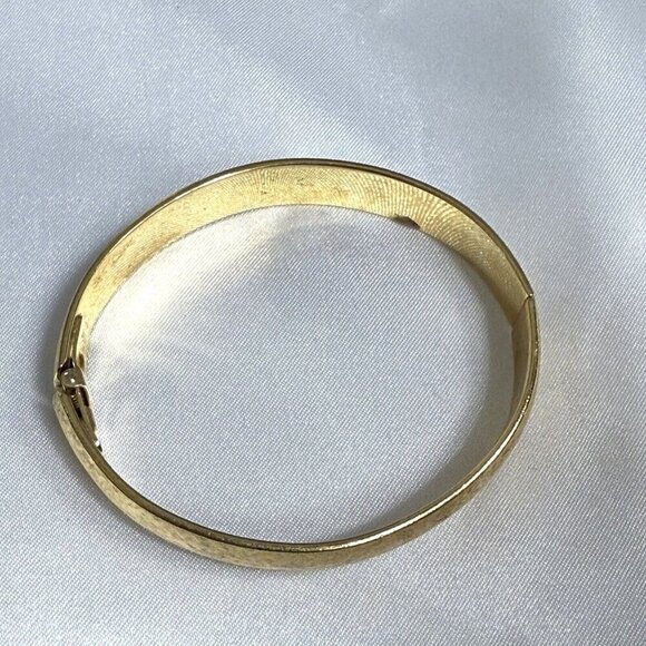 Vintage Monet Gold Tone Textured Hinged Cuff Bracelet - Picture 3 of 6